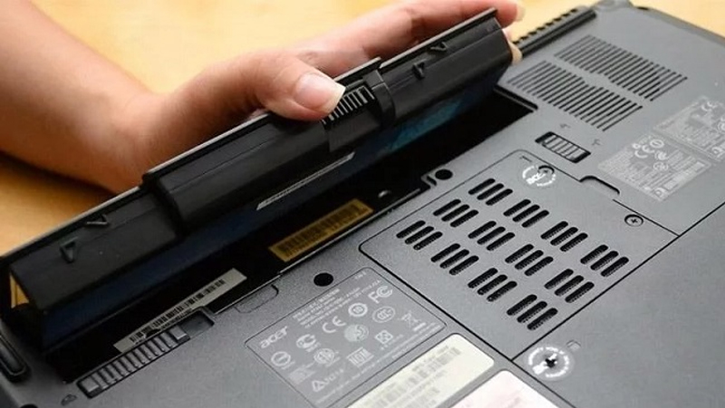 Cách tiết kiệm và kéo dài tuổi thọ cho pin laptop bị chai