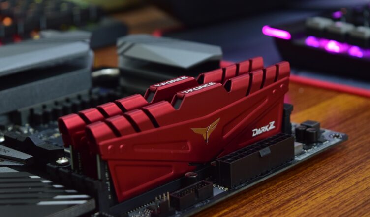 TeamGroup T-Force Dark Z DDR4-3600MHz