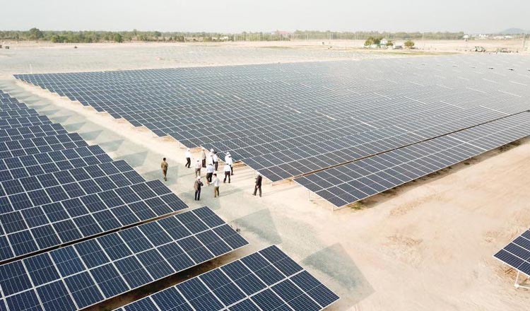 Xu hướng chuyển đổi trí tuệ nhân tạo trong sản xuất điện mặt trời